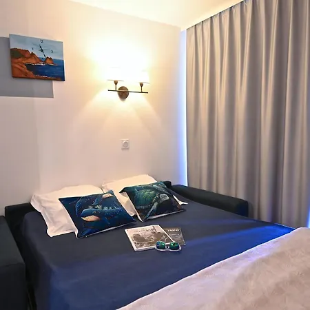 Apartment Village Cap Esterel - L'esquinade-102 By Interhome