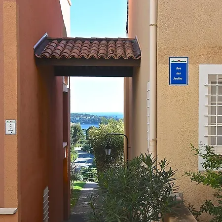 Village Cap Esterel - L'esquinade-102 By Interhome